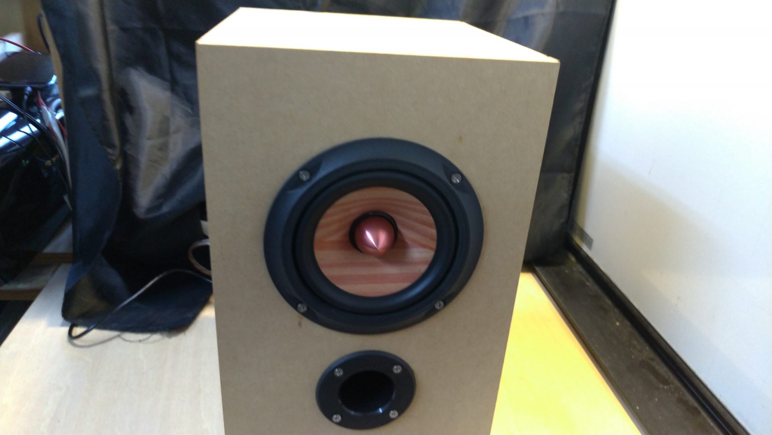 どのアンプを買えばいいのか?アンプによる音の違いがどの程度あるのかを検証する 自作スピーカー基礎知識 はじめての自作スピーカー どのアンプを買えばいいのか?アンプによる音の違いがどの程度あるのかを検証する 自作スピーカー基礎知識 はじめての自作スピーカー